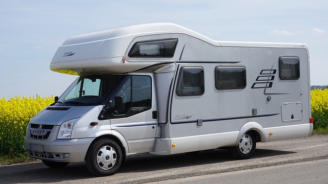 Lavage Extérieur VR ( 1h30-2h ) Complétez ce formulaire ou appelez-nous pour obtenir un prix !